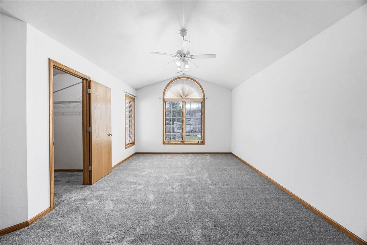 15 Camborne Circle Iowa City IA 52245