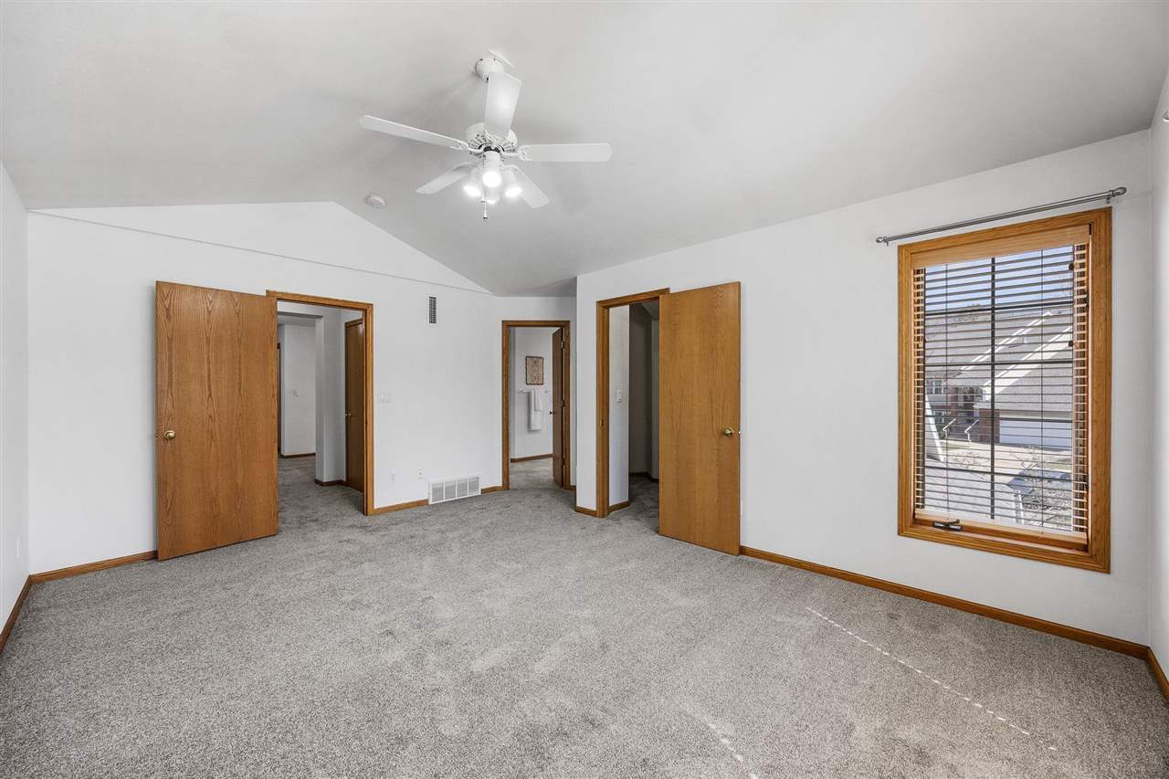 15 Camborne Circle Iowa City IA 52245