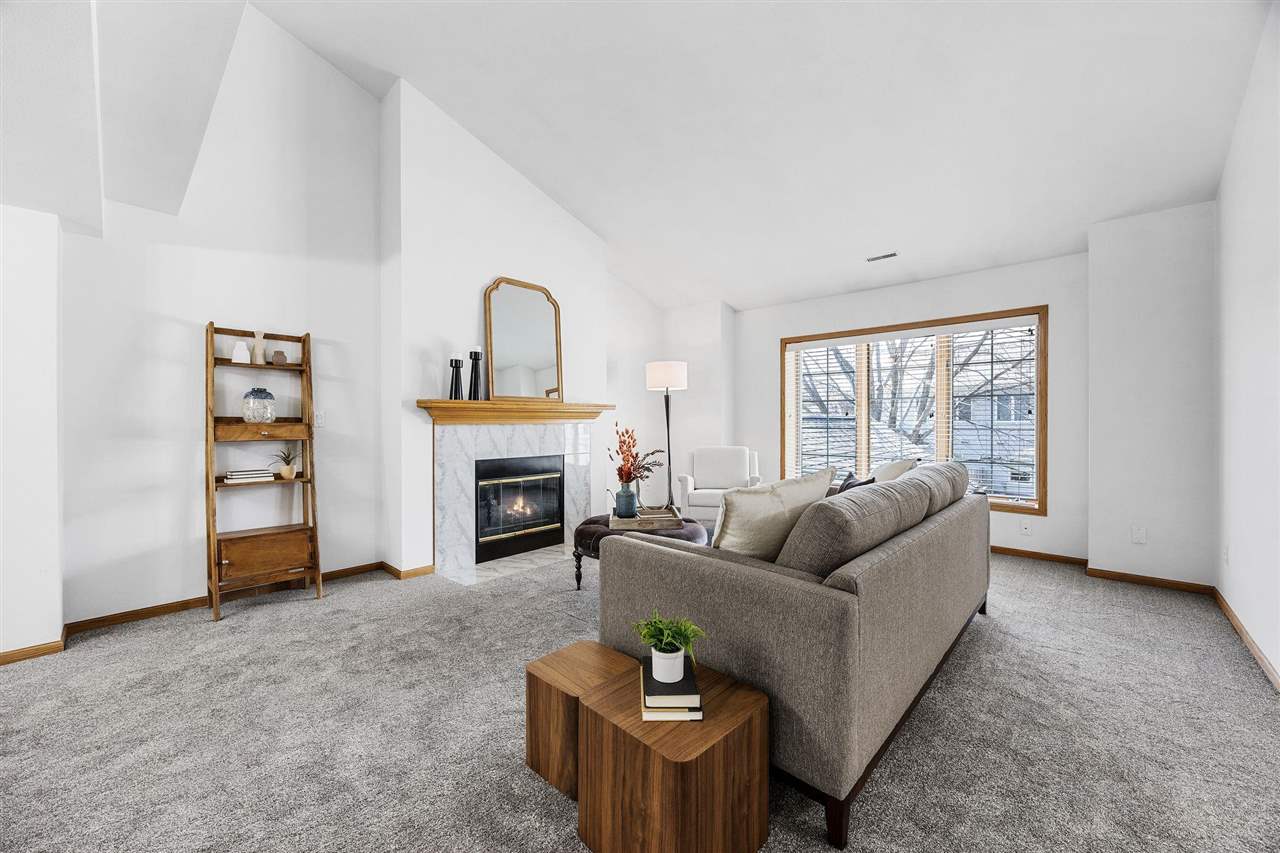 15 Camborne Circle Iowa City IA 52245