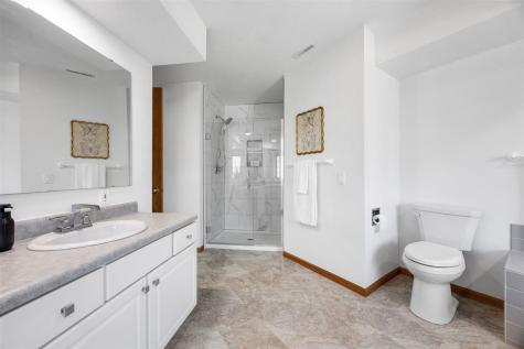 15 Camborne Circle Iowa City IA 52245