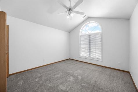15 Camborne Circle Iowa City IA 52245