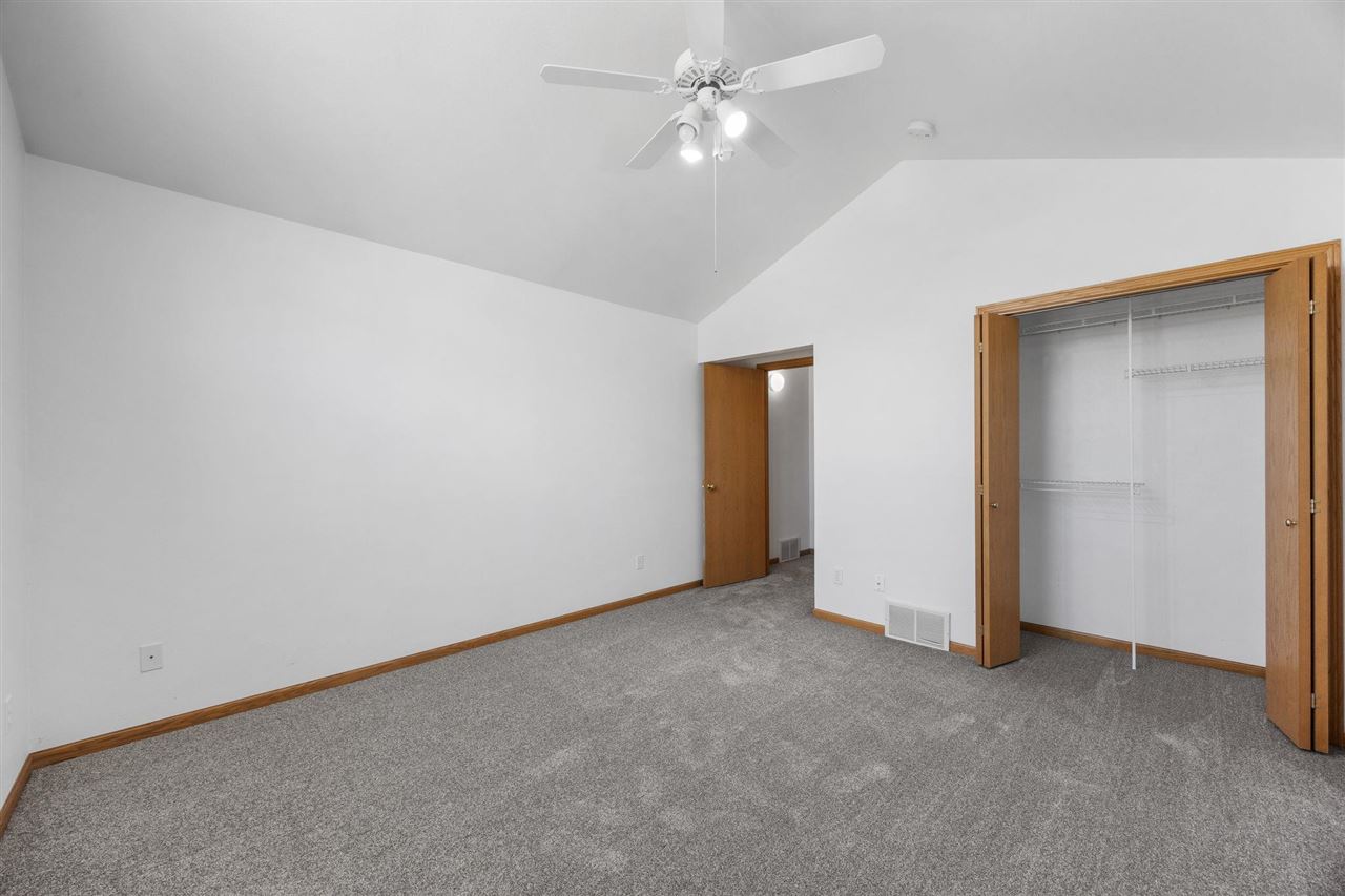 15 Camborne Circle Iowa City IA 52245