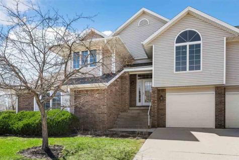 15 Camborne Circle Iowa City IA 52245