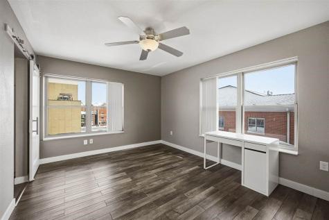332 S Linn Street Iowa City IA 52240