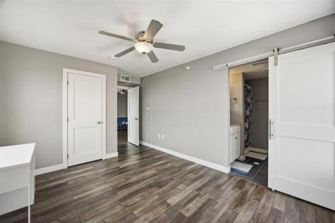 332 S Linn Street Iowa City IA 52240