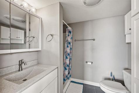 332 S Linn Street Iowa City IA 52240
