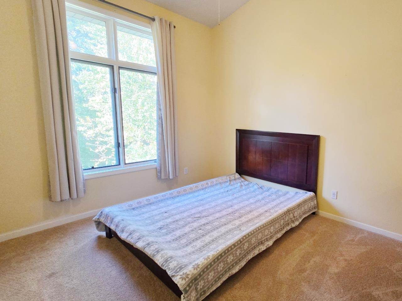 832 Westside Drive Iowa City IA 52246
