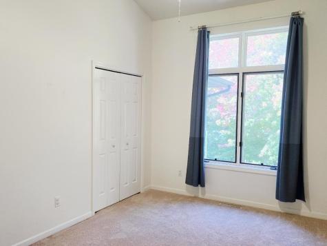 832 West Side Drive Iowa City IA 52246