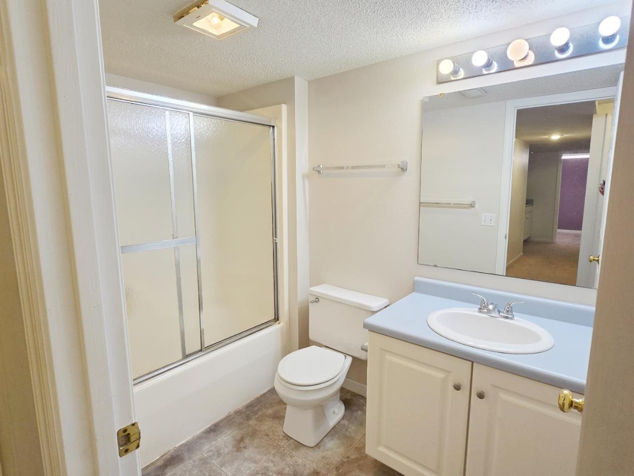 832 Westside Drive Iowa City IA 52246