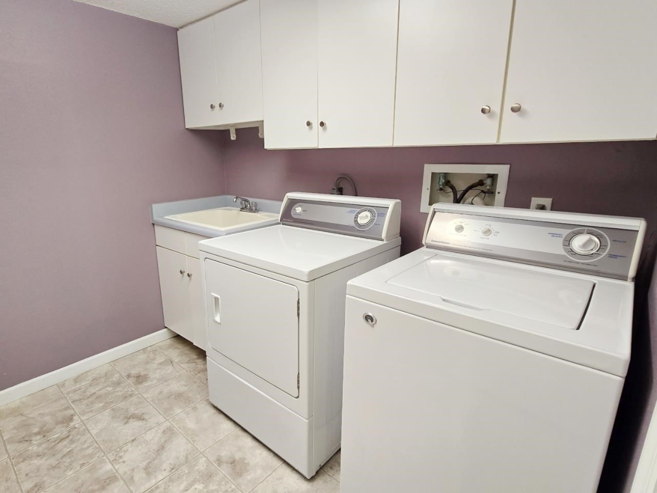 832 Westside Drive Iowa City IA 52246