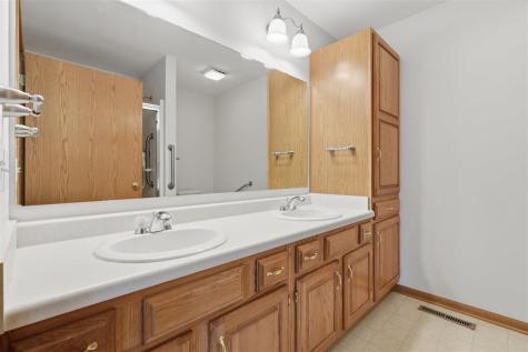3155 Balfour Place Iowa City IA 52240
