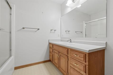 3155 Balfour Place Iowa City IA 52240