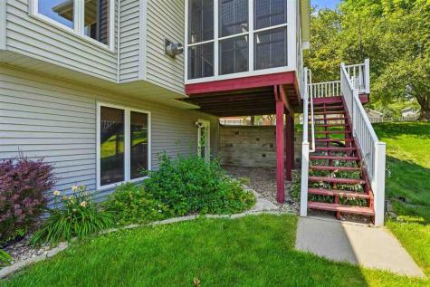 3155 Balfour Place Iowa City IA 52240