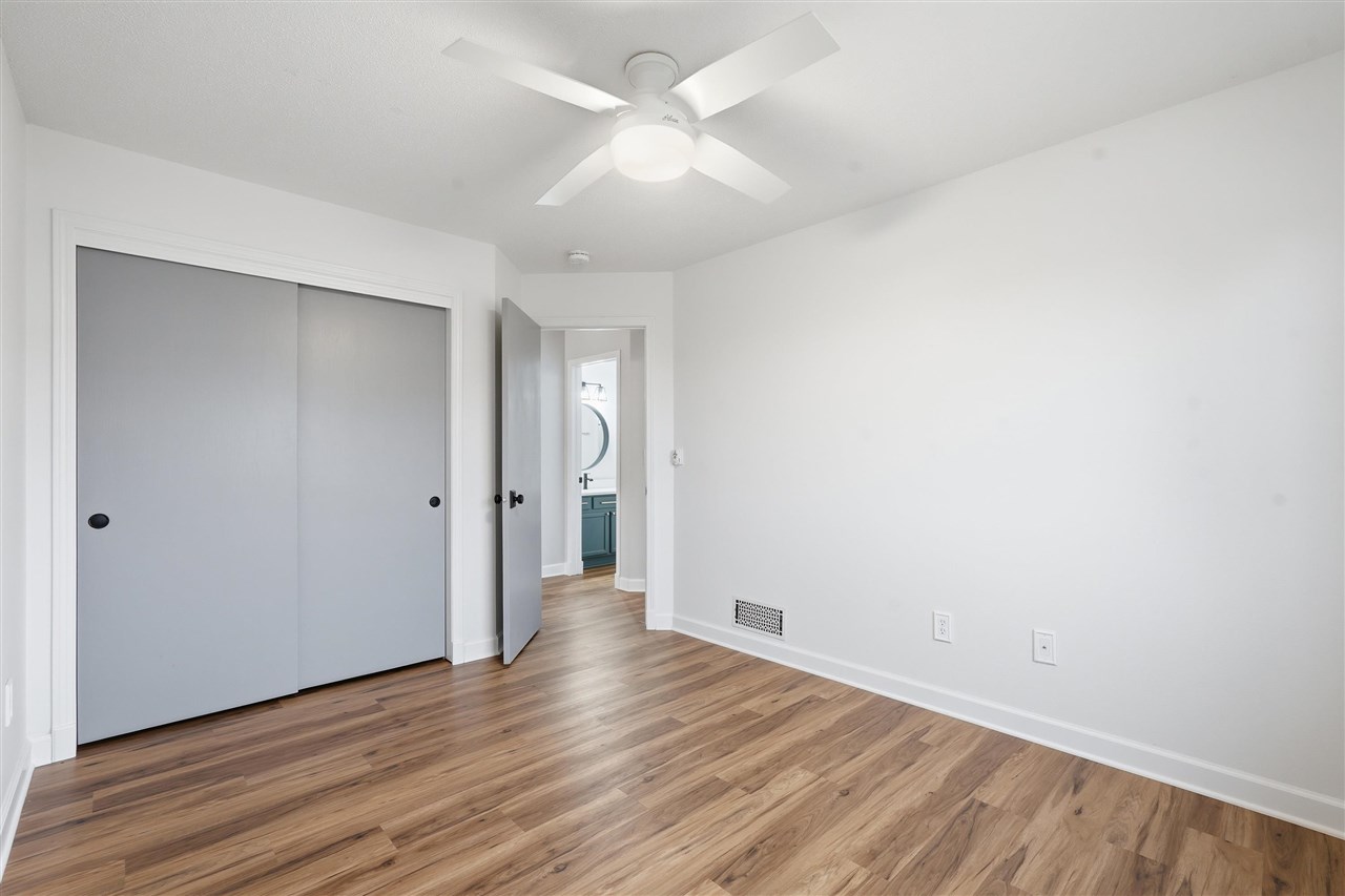 1079 74th Street NE Cedar Rapids IA 52402