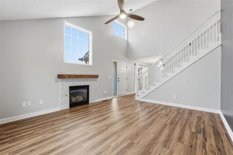 1079 74th Street NE Cedar Rapids IA 52402