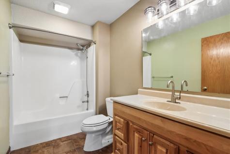 409 James Boulevard Oxford IA 52322