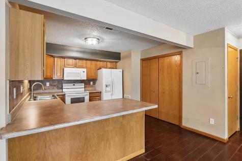 409 James Boulevard Oxford IA 52322