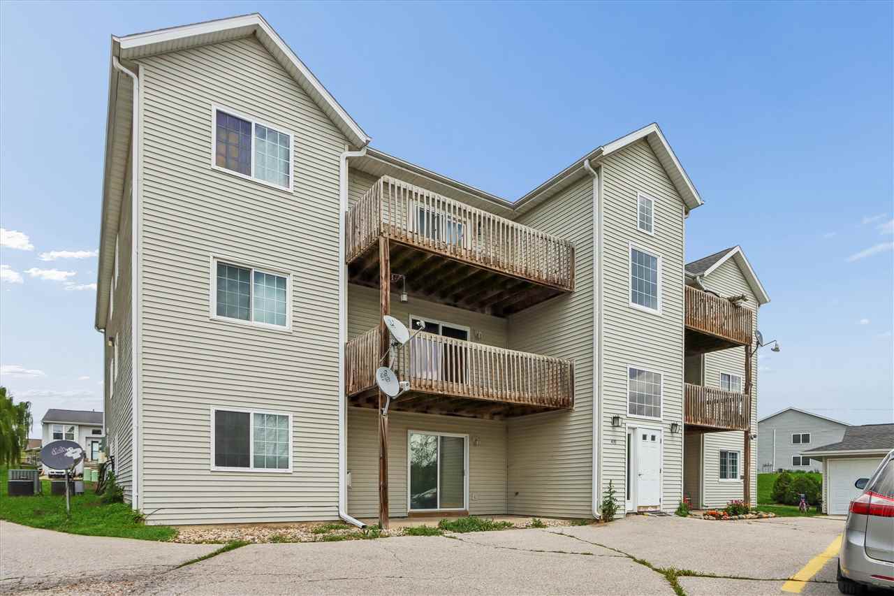 409 James Boulevard Oxford IA 52322