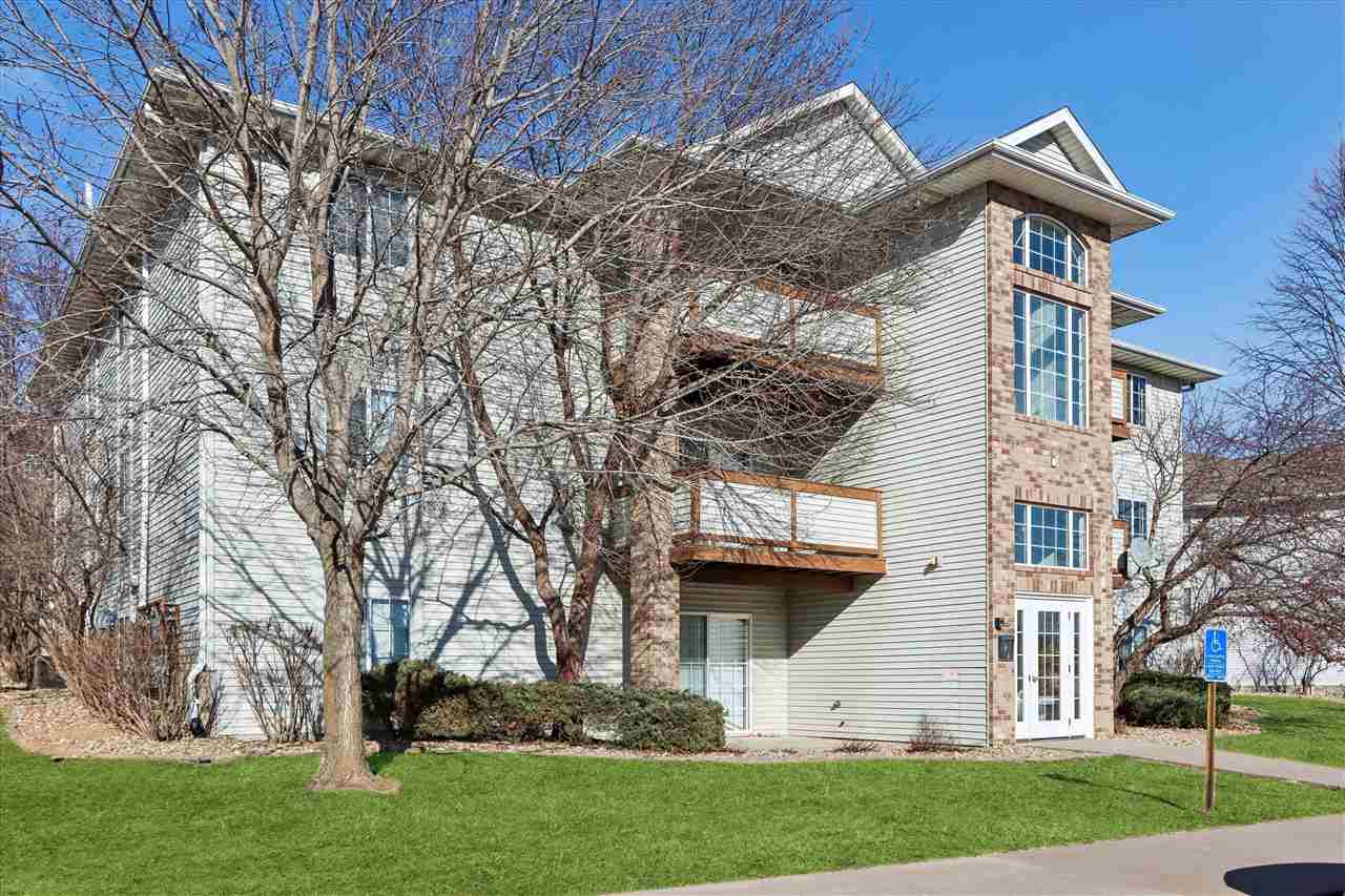 2548 Rushmore Drive Iowa City IA 52246