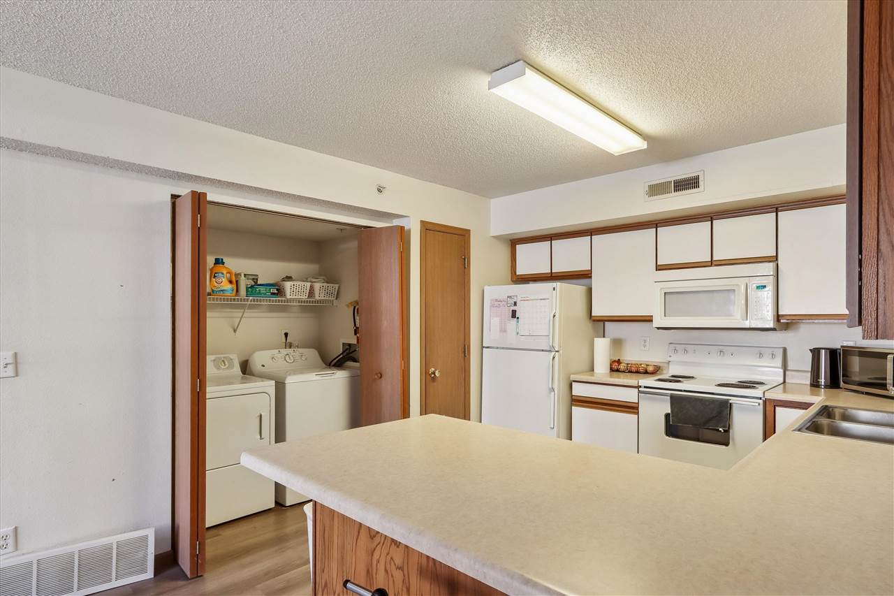 2548 Rushmore Drive Iowa City IA 52246