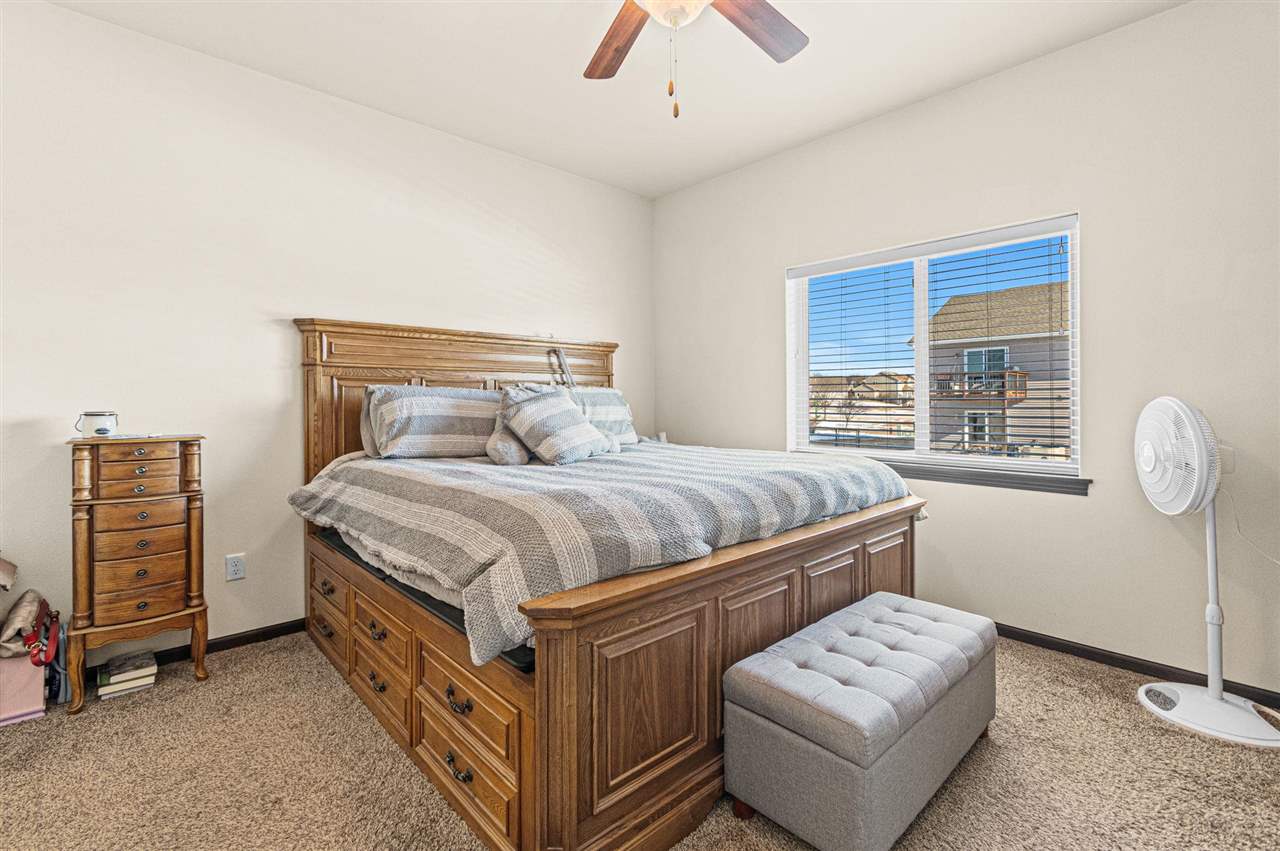 218 Prairie Rose Lane Solon IA 52333