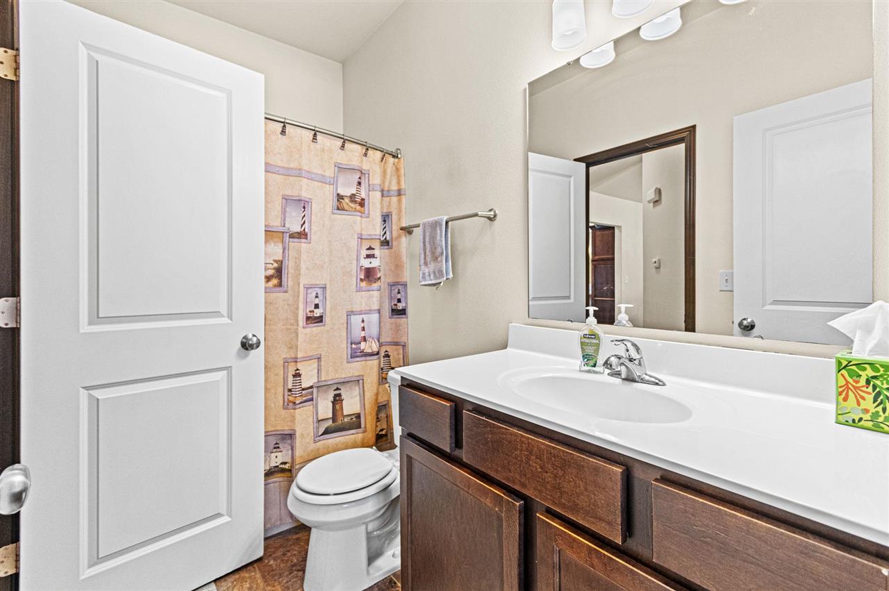 218 Prairie Rose Lane Solon IA 52333