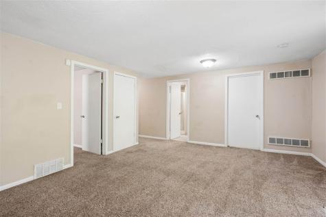 1409 Eastview Drive Coralville IA 52241