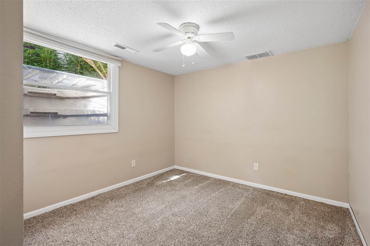 1409 Eastview Drive Coralville IA 52241