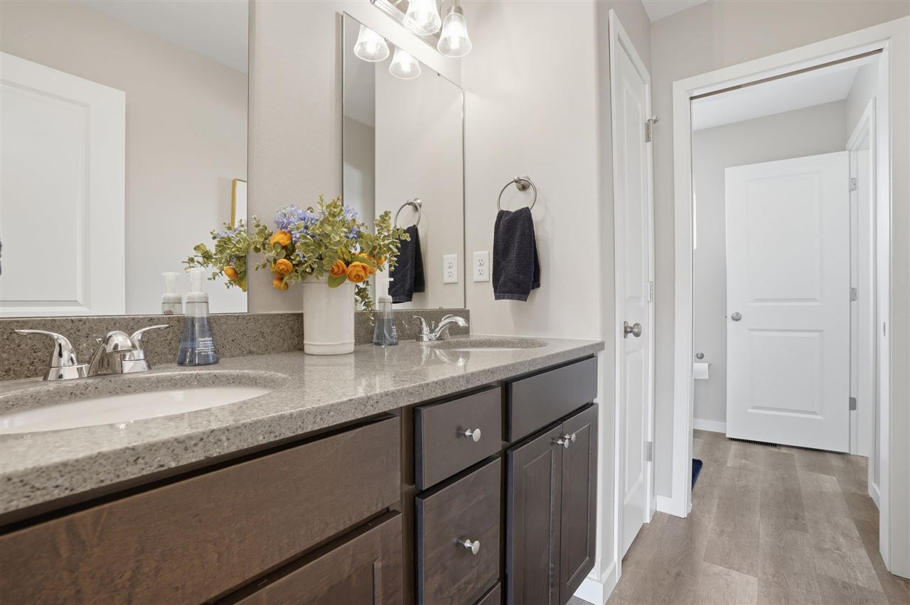 472 Iris Court Tiffin IA 52340