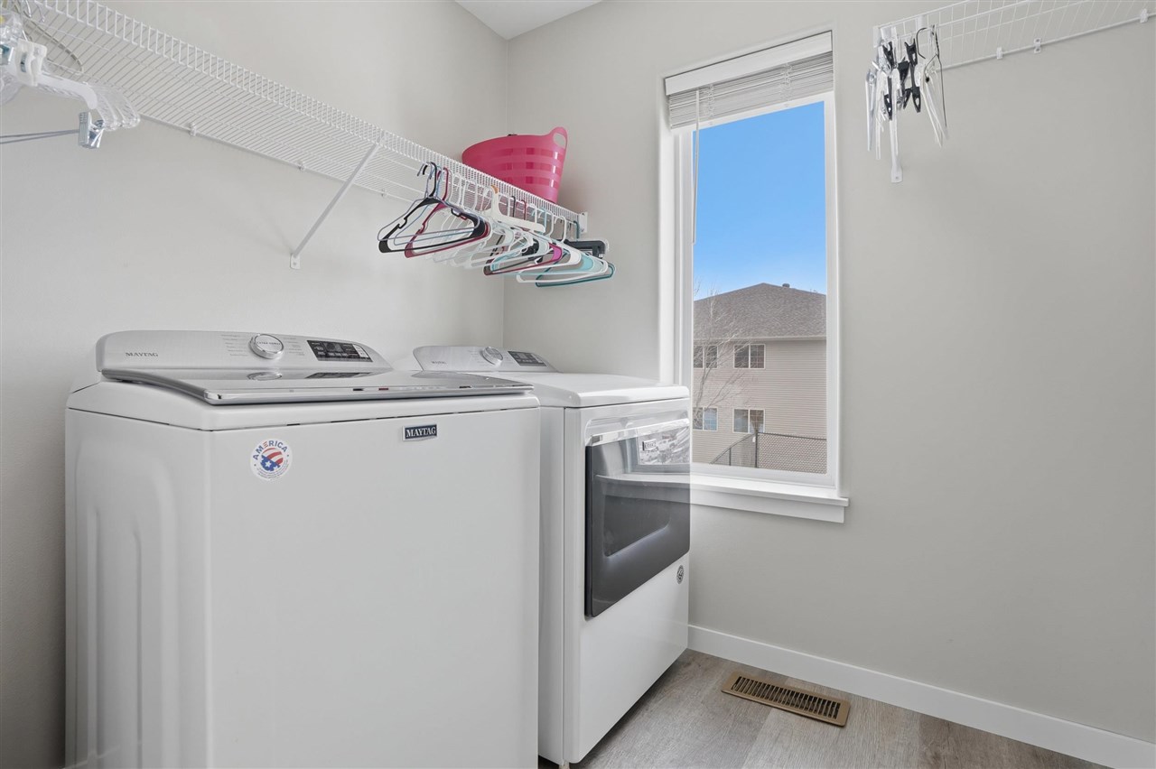 472 Iris Court Tiffin IA 52340