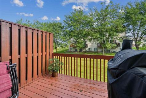 3020 SW Samuel Court Cedar Rapids IA 52404