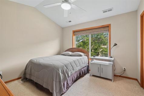 3020 SW Samuel Court Cedar Rapids IA 52404