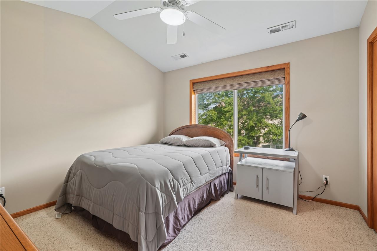 3020 SW Samuel Court Cedar Rapids IA 52404