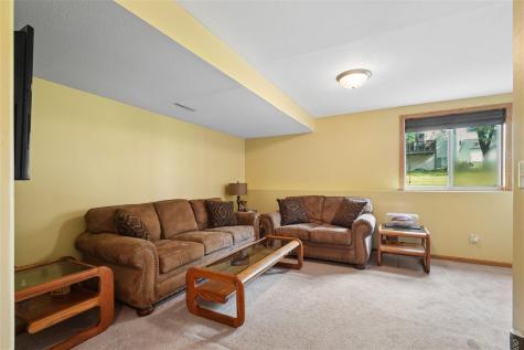 3020 SW Samuel Court Cedar Rapids IA 52404