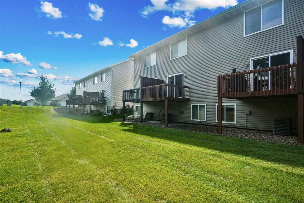 3020 SW Samuel Court Cedar Rapids IA 52404