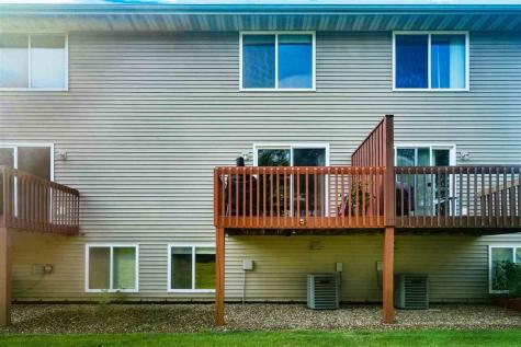 3020 SW Samuel Court Cedar Rapids IA 52404