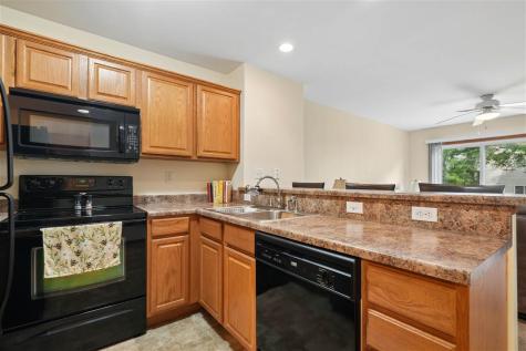 3020 SW Samuel Court Cedar Rapids IA 52404