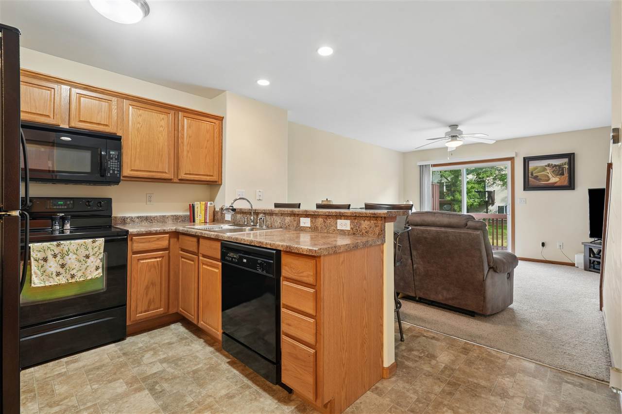 3020 SW Samuel Court Cedar Rapids IA 52404