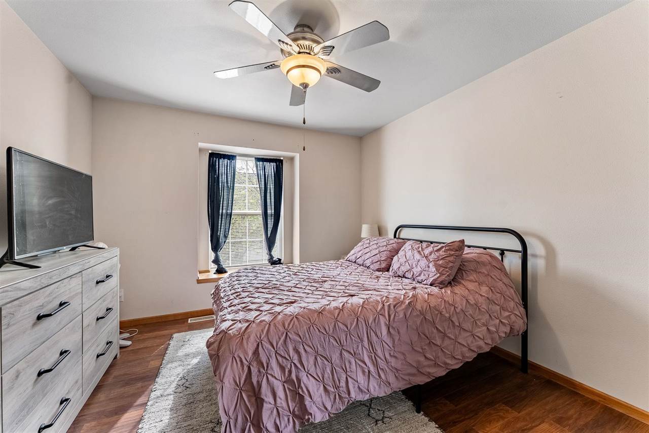 975 Twilight Drive North Liberty IA 52317