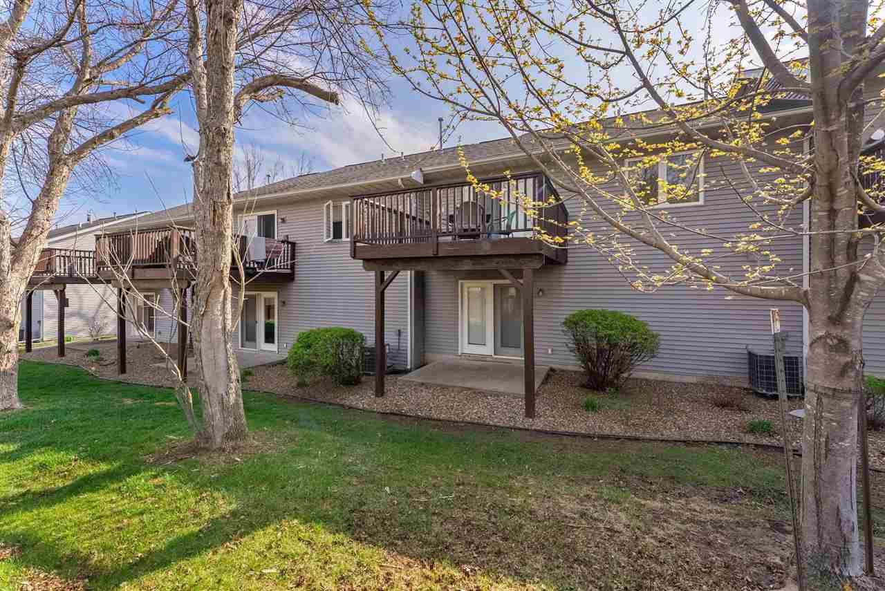 975 Twilight Drive North Liberty IA 52317