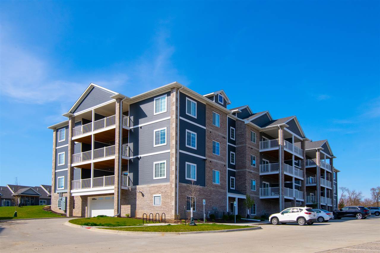 2877 Spring Rose Circle #204 Coralville IA 52241