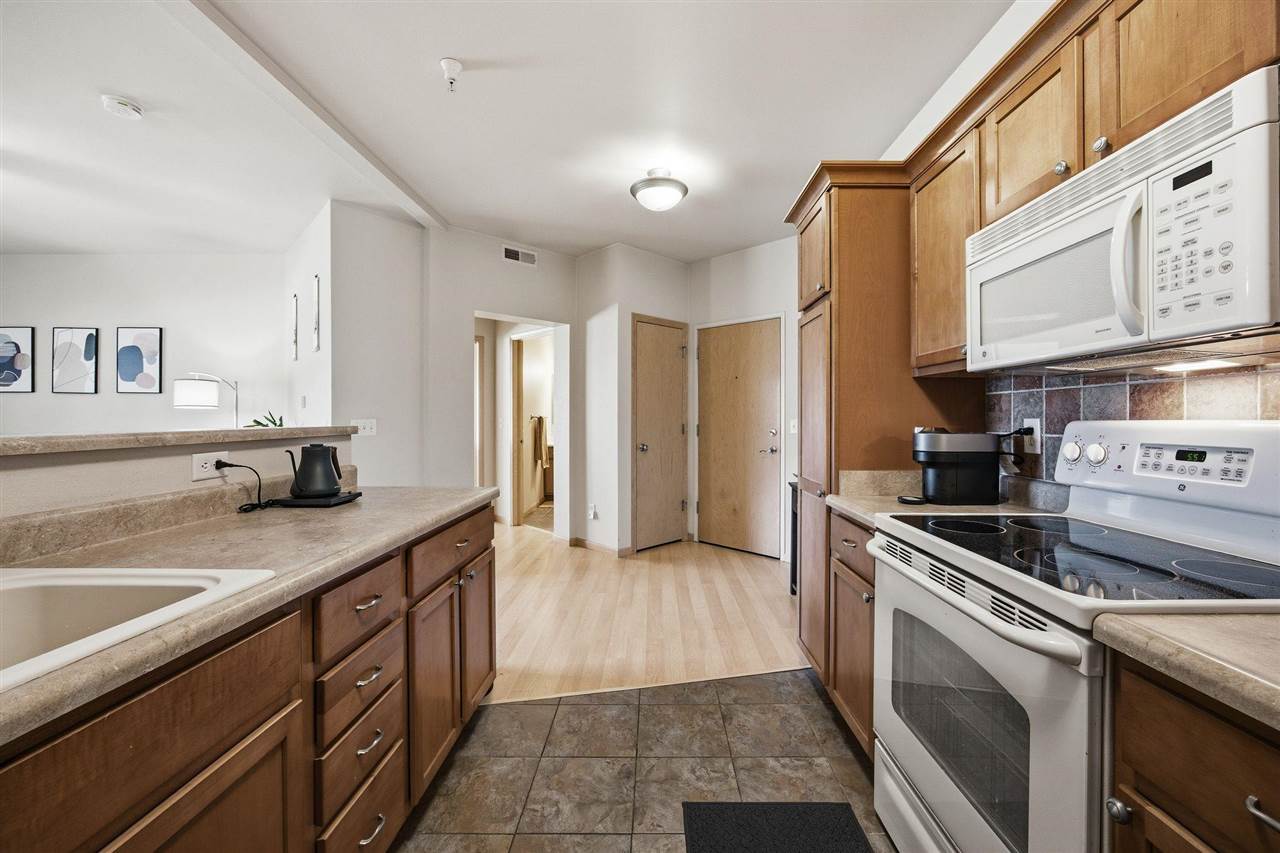 420 N 1st Avenue Iowa City IA 52245