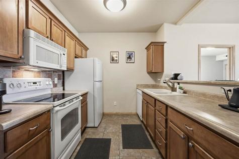 420 N 1st Avenue Iowa City IA 52245