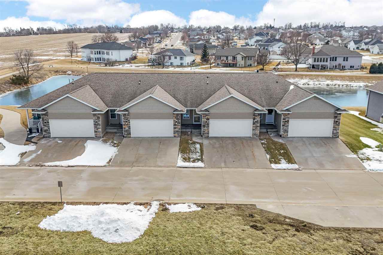 552 Meadow Oak Circle Fairfax IA 52228