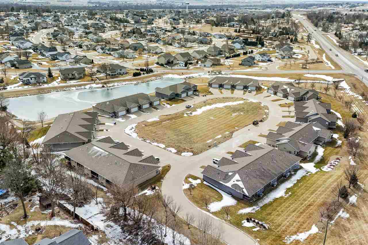 552 Meadow Oak Circle Fairfax IA 52228