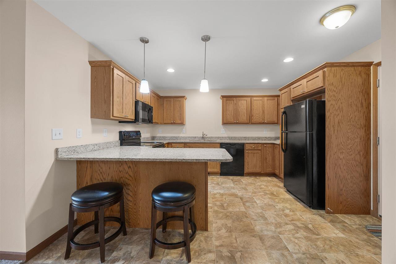 552 Meadow Oak Circle Fairfax IA 52228