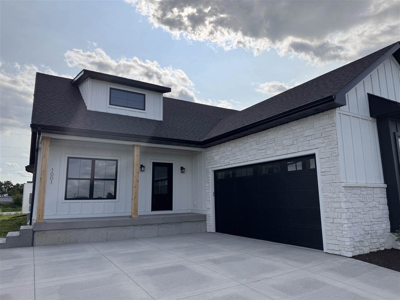 1001 Millie Lane North Liberty IA 52317