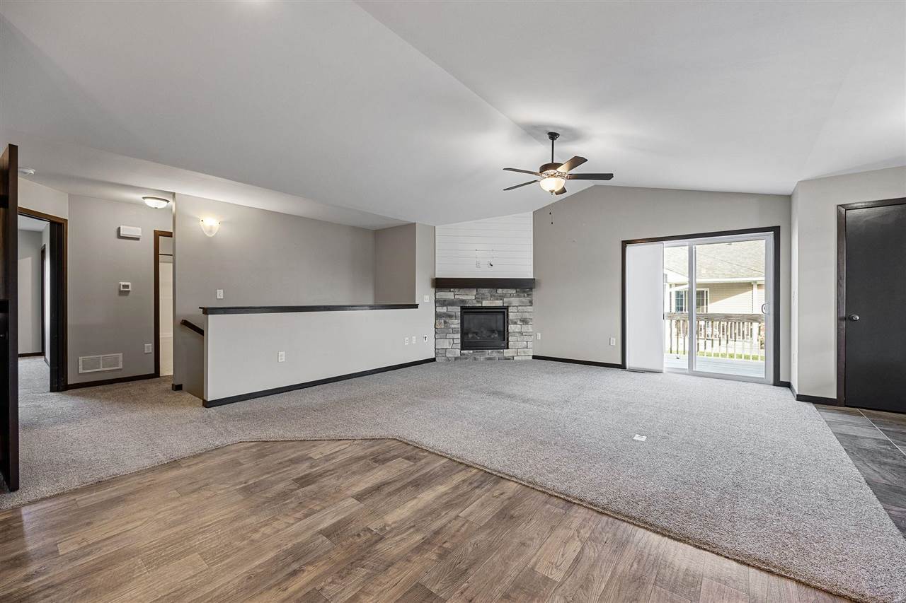 4422 Calder Drive Marion IA 52302