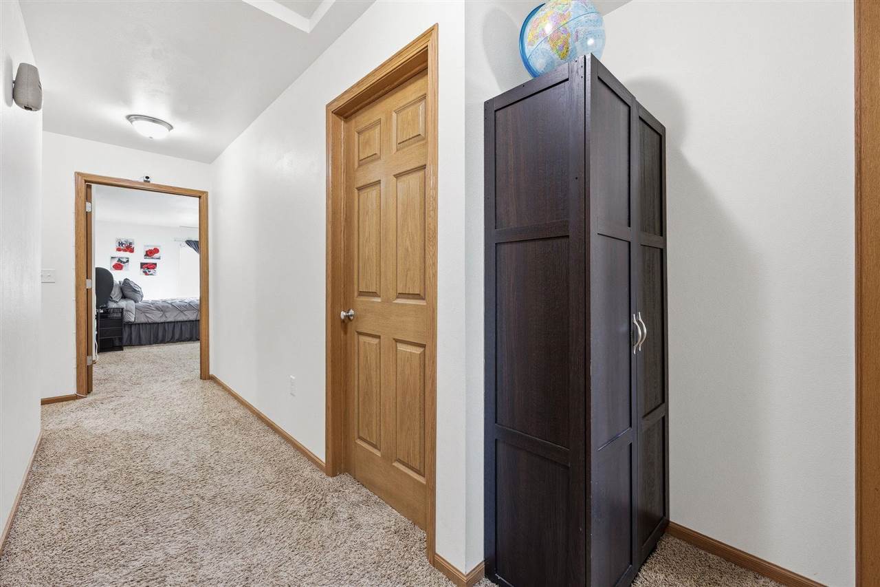 2628 Pinto Lane Iowa City IA 52240