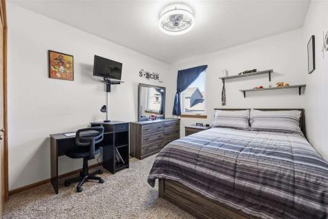 2628 Pinto Lane Iowa City IA 52240